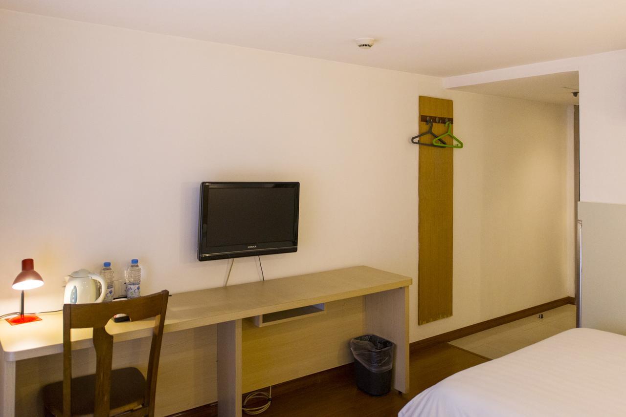 Motel Shenzhen Longgang Longcheng Square Metro Station Exterior foto